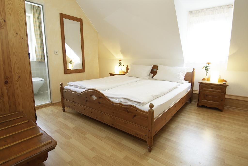 Hotel Regina Zirndorf Habitación foto